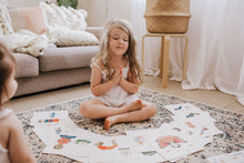 Load image into Gallery viewer, Yoga Flash Cards