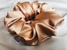 Load image into Gallery viewer, Scrunchies Satin