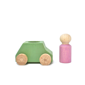 Lubulona Car Mint with pink figure