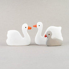 Load image into Gallery viewer, Mikheev Swan Set