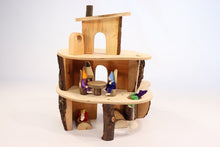 Load image into Gallery viewer, Magic Wood Classic Treehouse