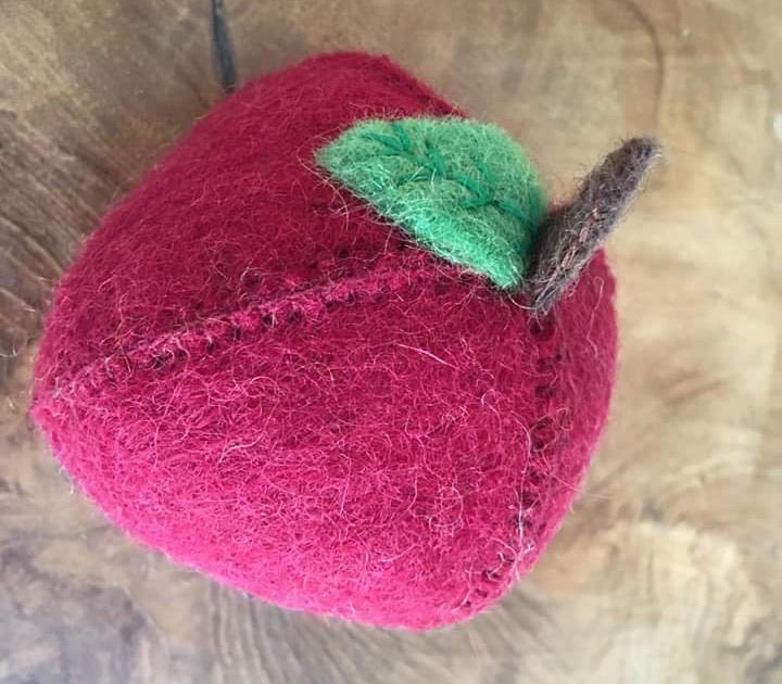 Papoose Fair Trade Felt Apple