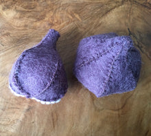 Load image into Gallery viewer, Papoose Fair Trade Figs- 2 pieces